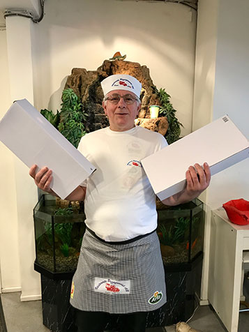 Pizza Hörnan <br>är Vinnare av BBQ Box med Nya skinkan vid lotteri V37 grön/vit Serie D nr 82 -